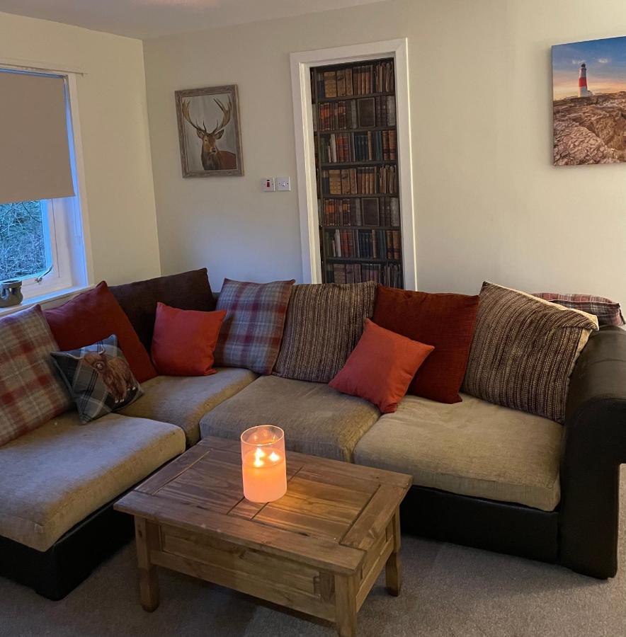 Charleston Apartment Self Catering 5 Min Drive From Town Centre 인버네스 외부 사진